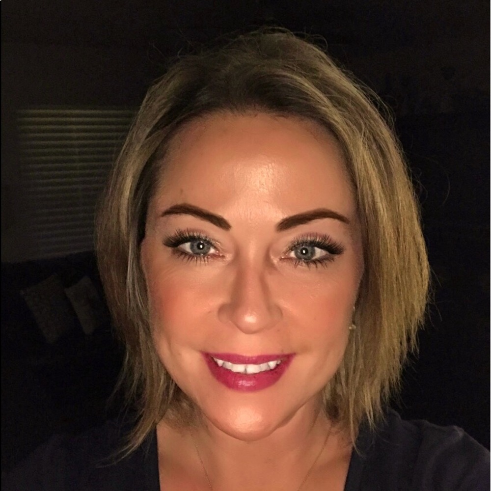 Meet your Posher, Kara